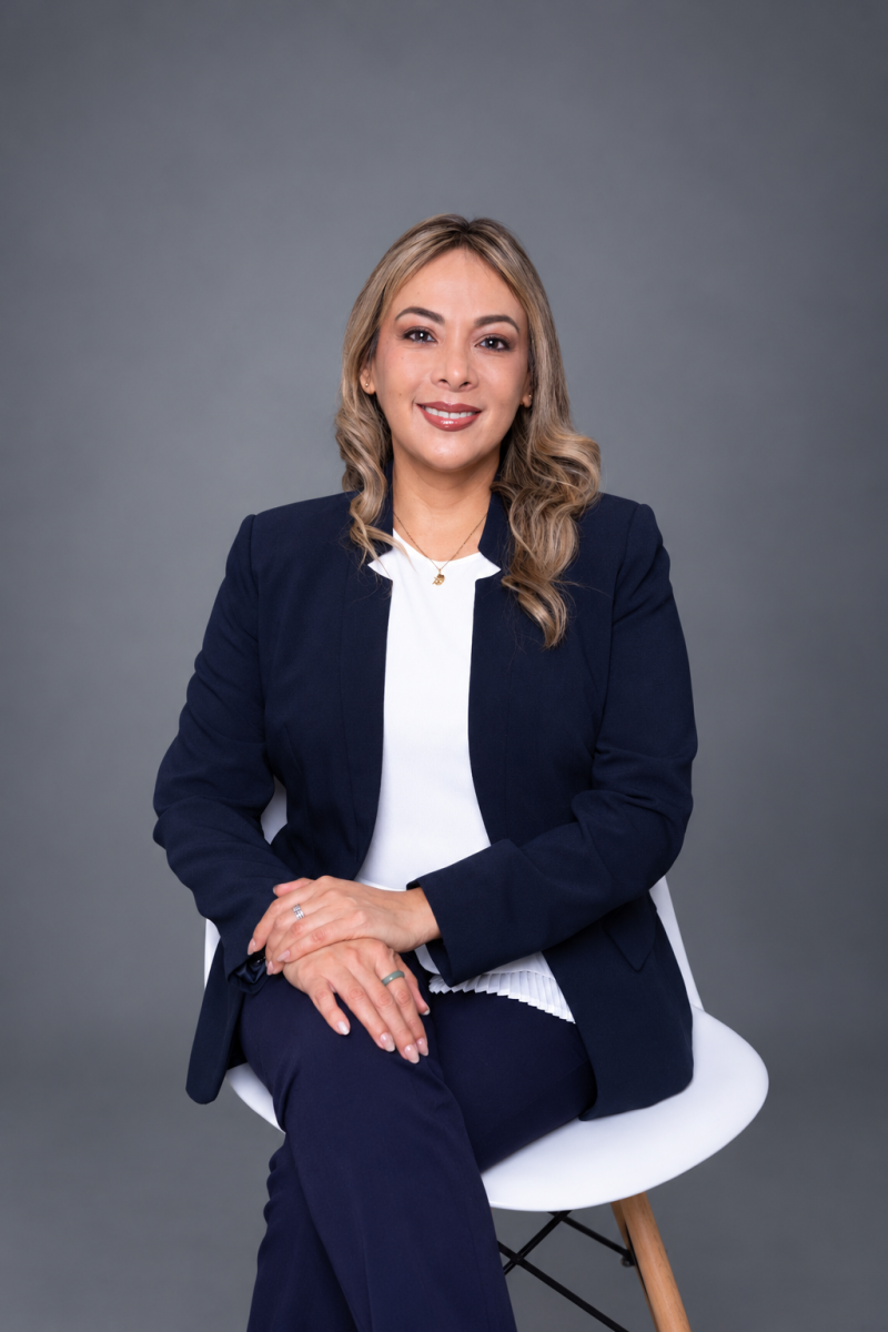 Carla Sifuentes L.